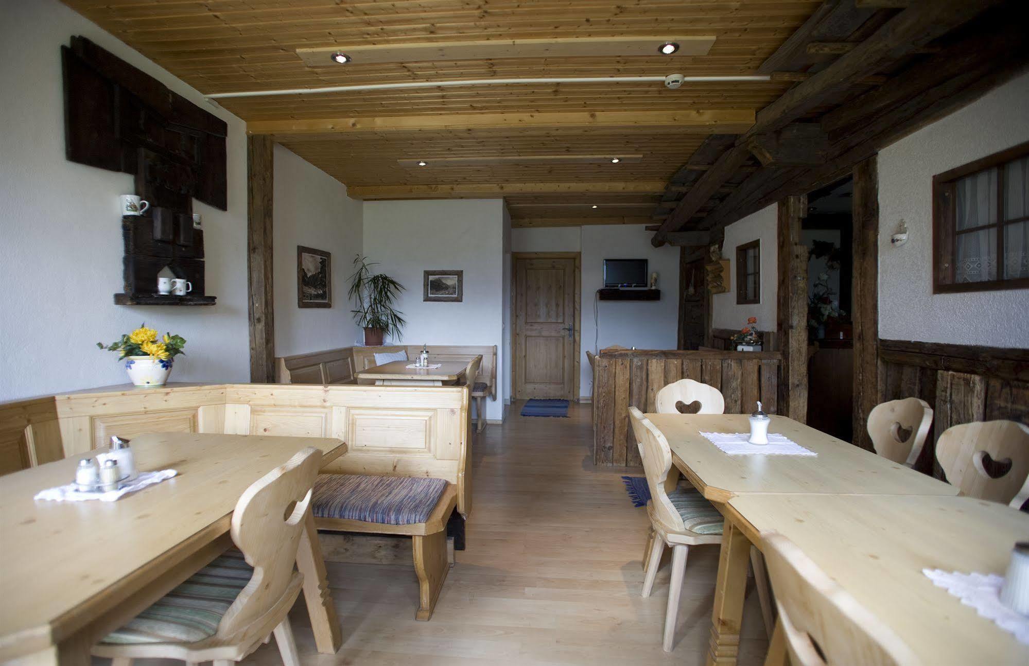 Hotel Hohe Tauern Matrei in Osttirol Bagian luar foto